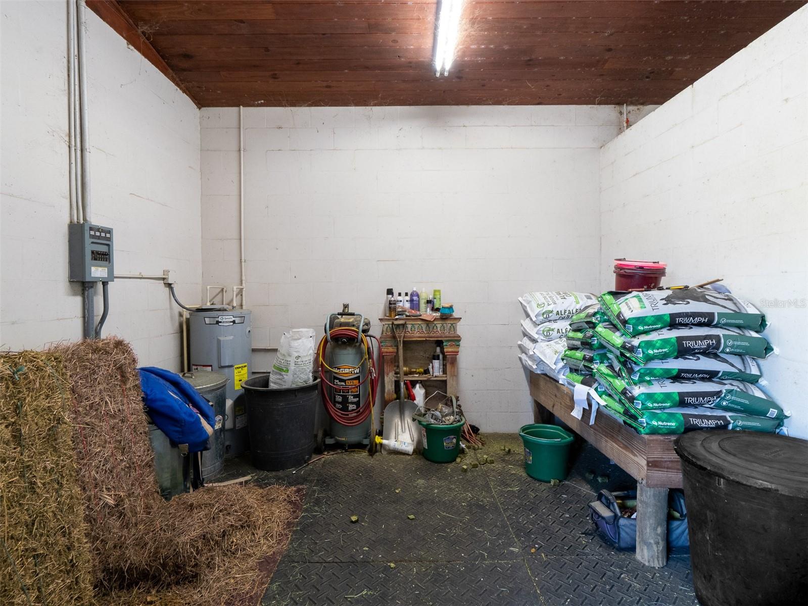 BROWN & DIALS - Residential