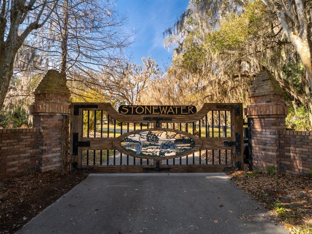 Photo of 4986 SW 7th Avenue Road, Ocala, FL 34471 (MLS # OM719205)