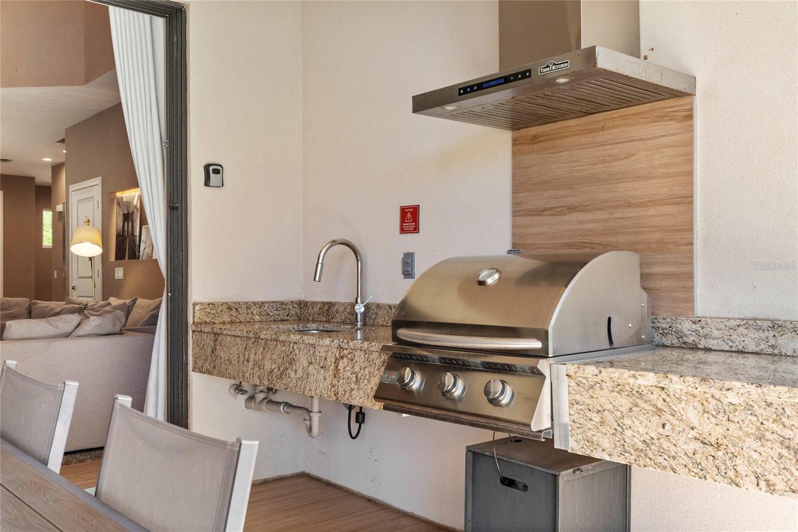 MAGIC VILLAGE RESORT - Residential Lease