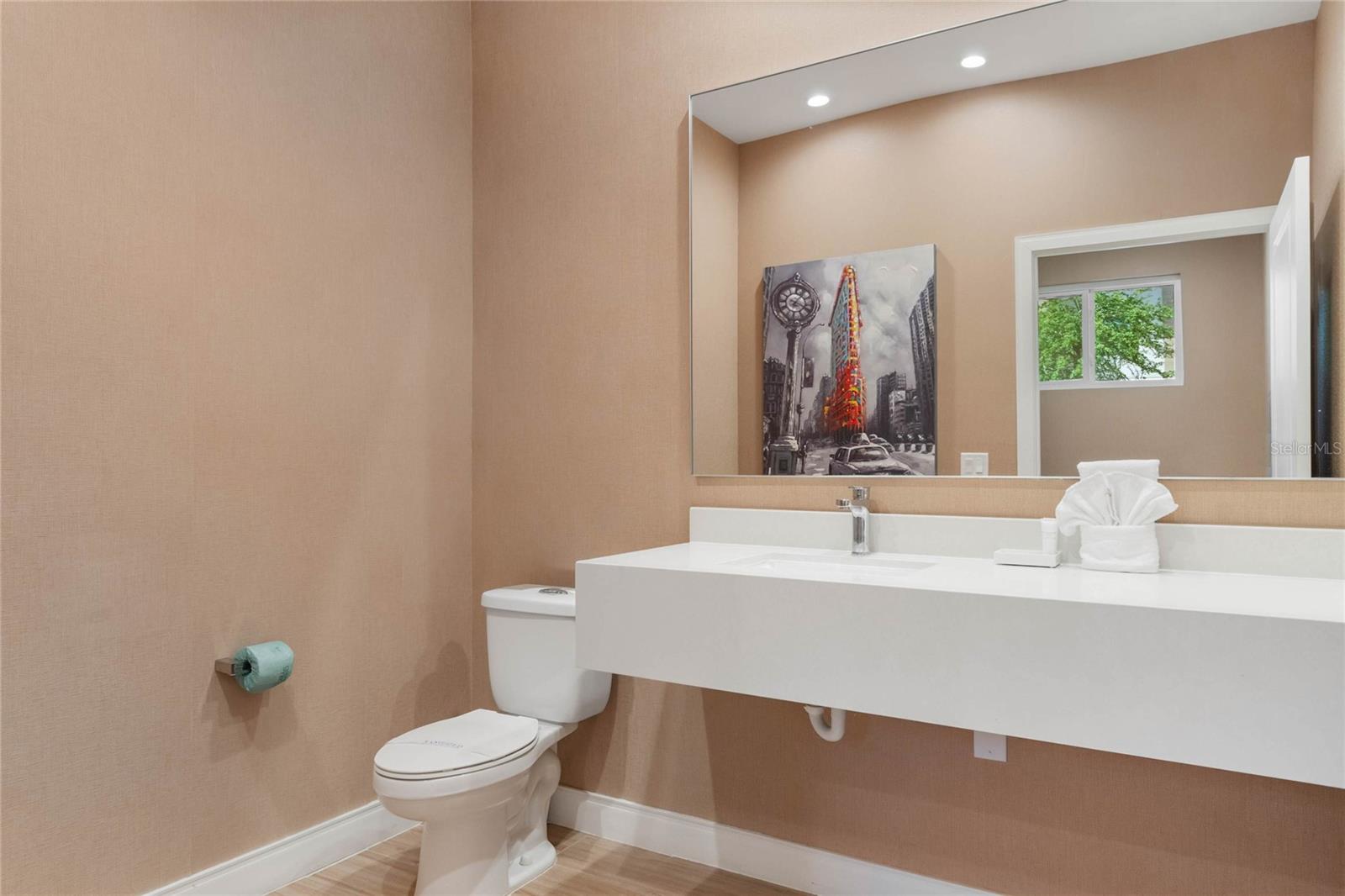 MAGIC VILLAGE RESORT - Residential Lease