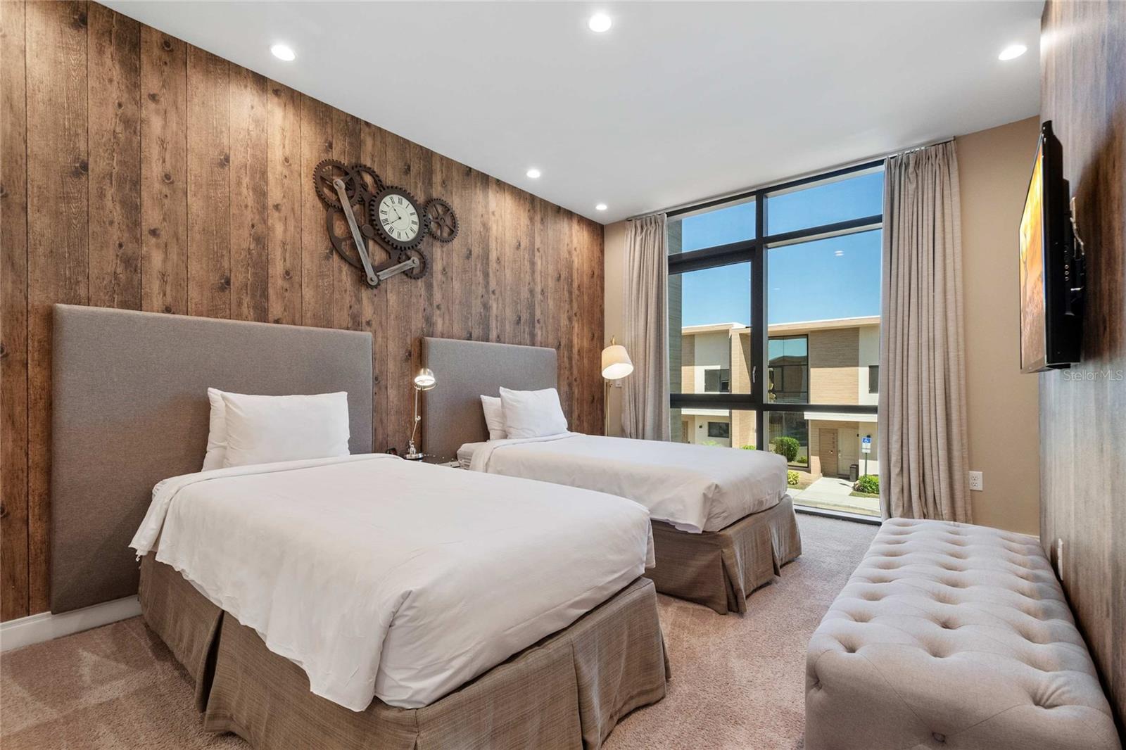 MAGIC VILLAGE RESORT - Residential Lease