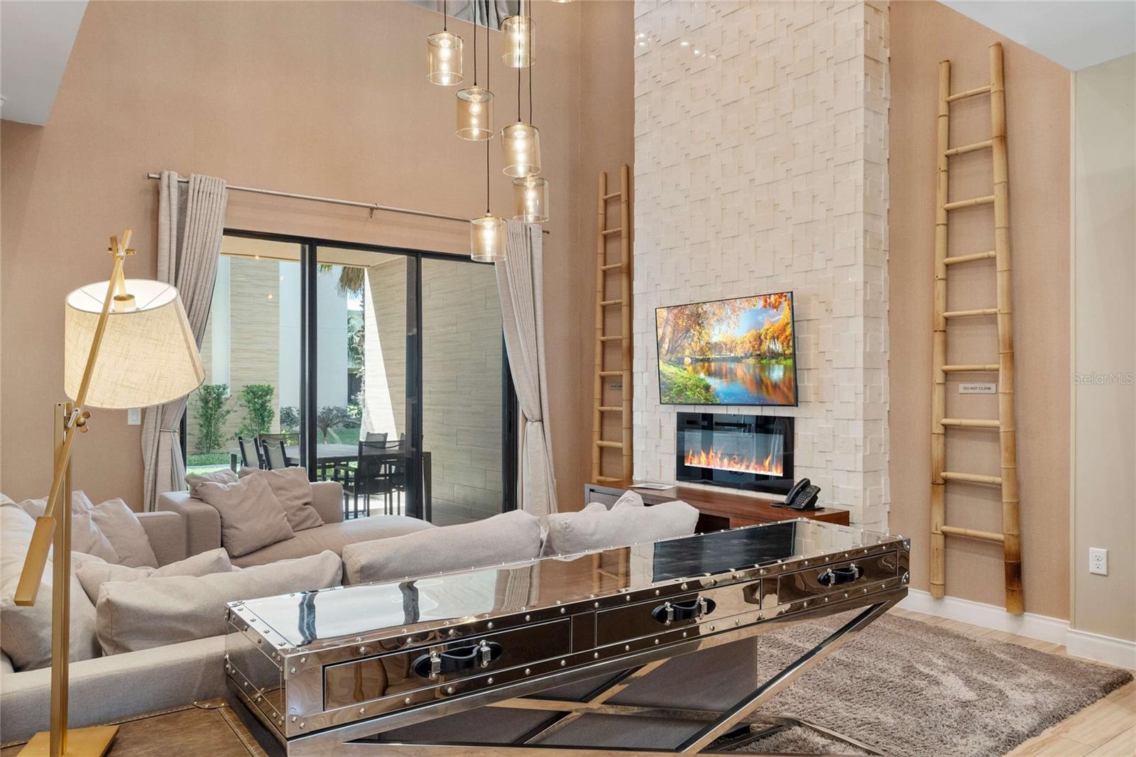 MAGIC VILLAGE RESORT - Residential Lease