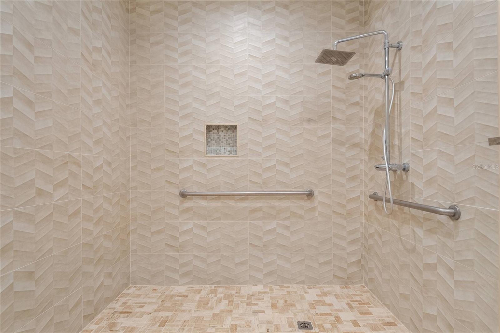 MAGIC VILLAGE RESORT - Residential Lease