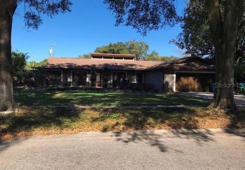 1665 KING ARTHUR CIRCLE MAITLAND FL 32751