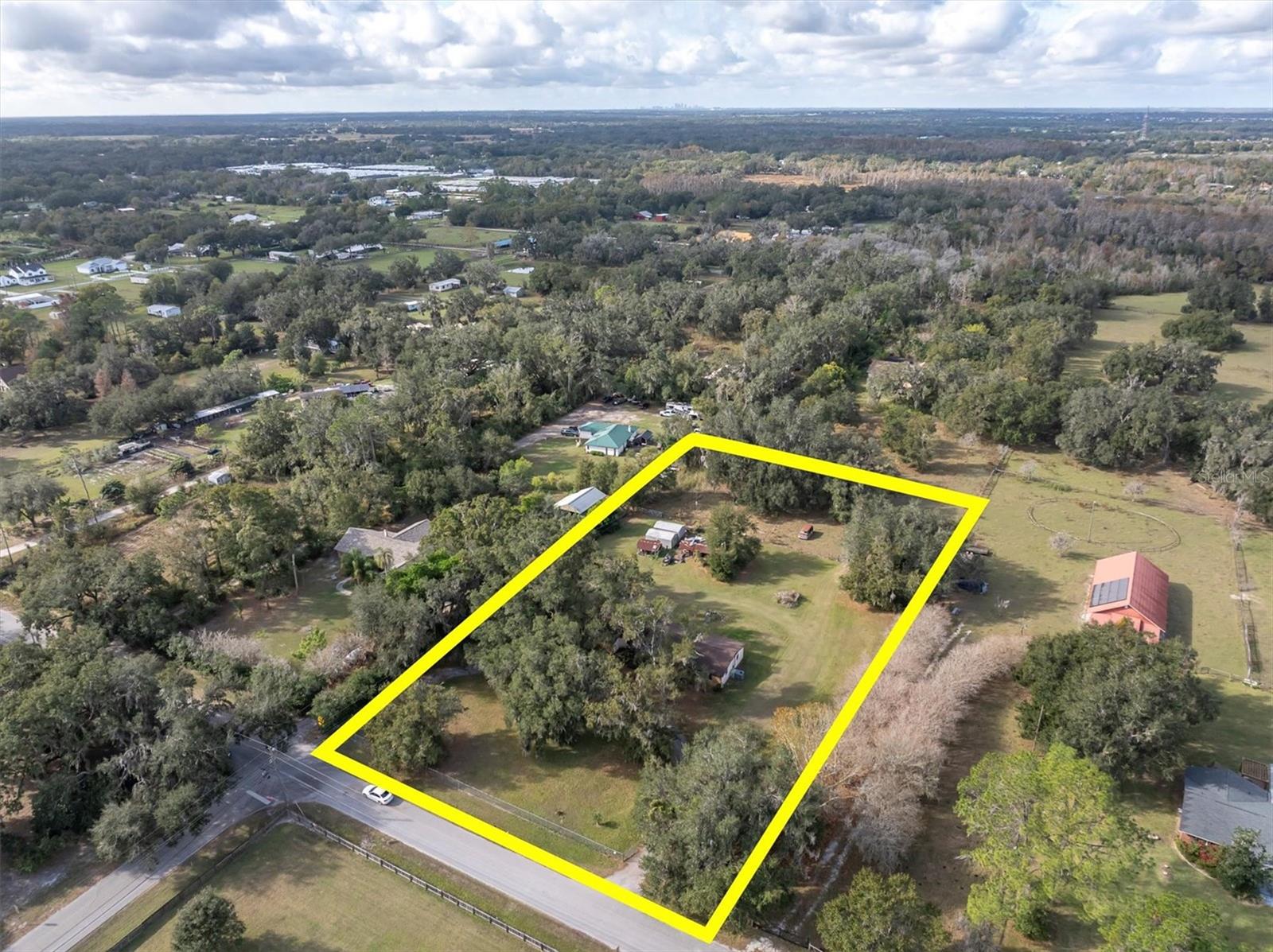 ZZZ | UNPLATTED - Residential