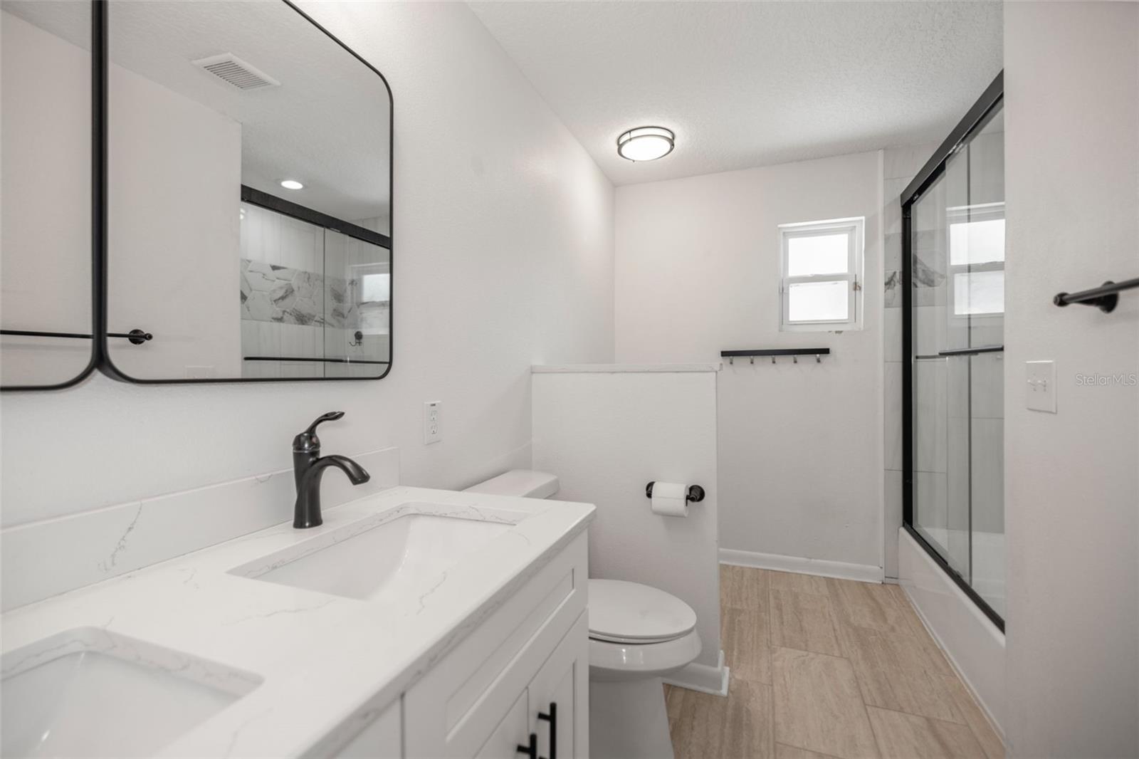 BRAEMOOR GROVE - Residential