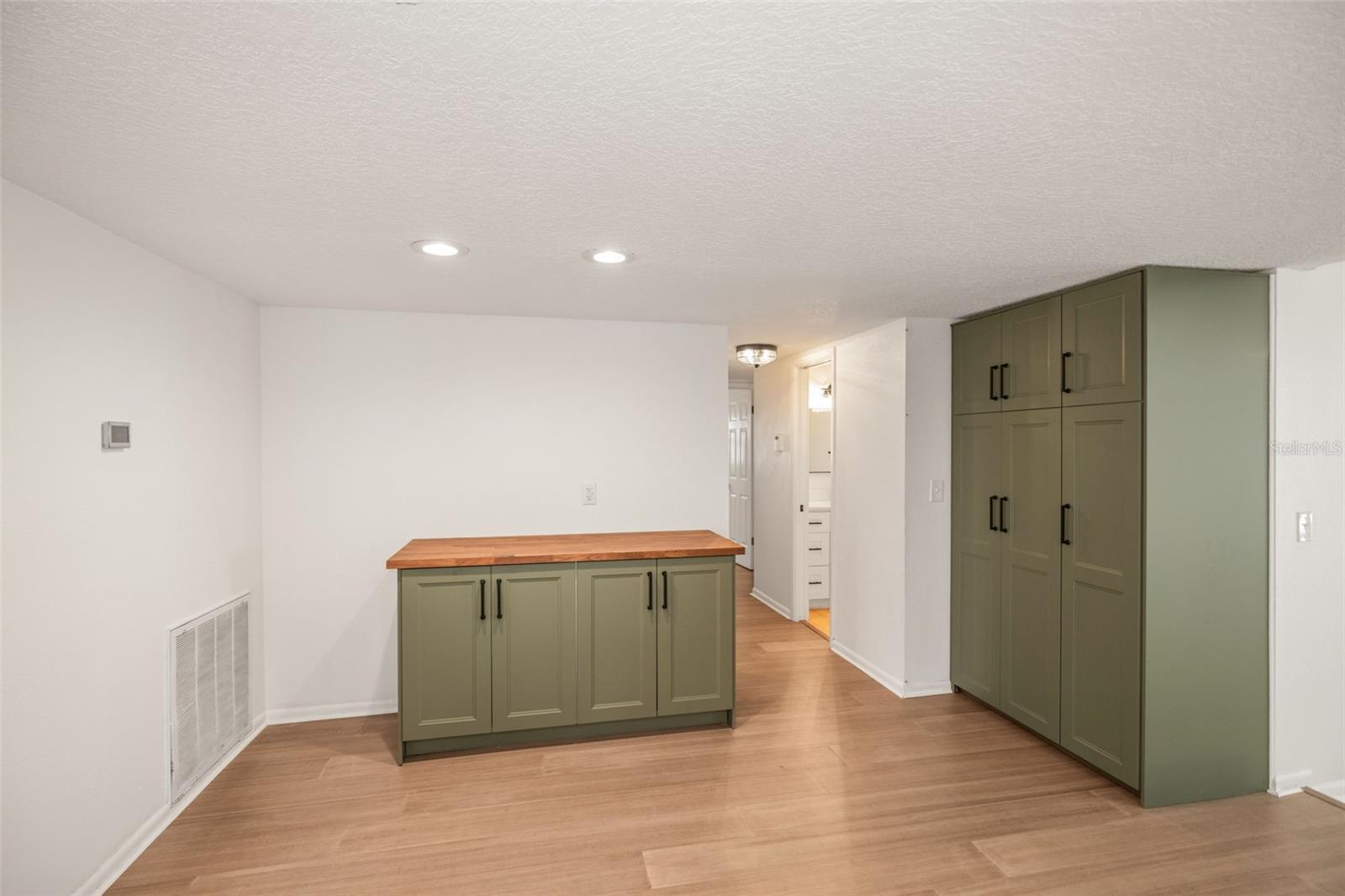 BRAEMOOR GROVE - Residential