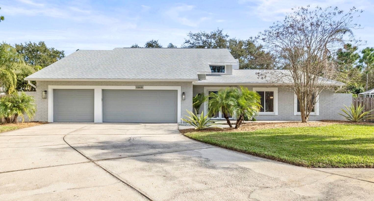 BRAEMOOR GROVE - Residential