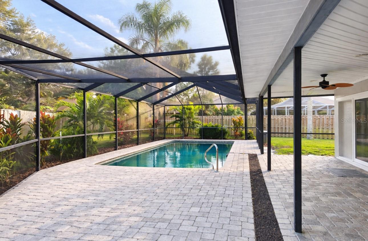 BRAEMOOR GROVE - Residential