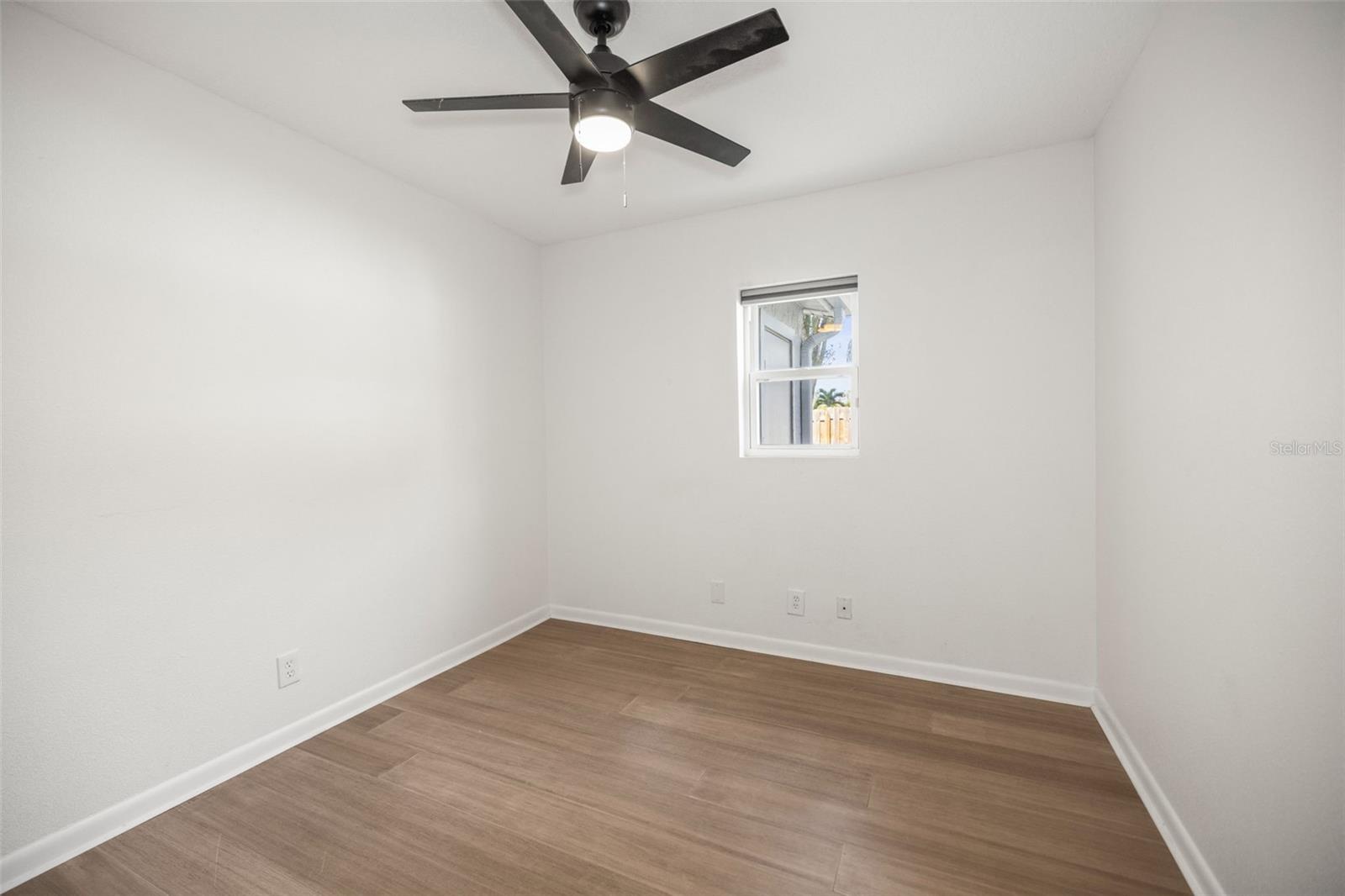 BRAEMOOR GROVE - Residential