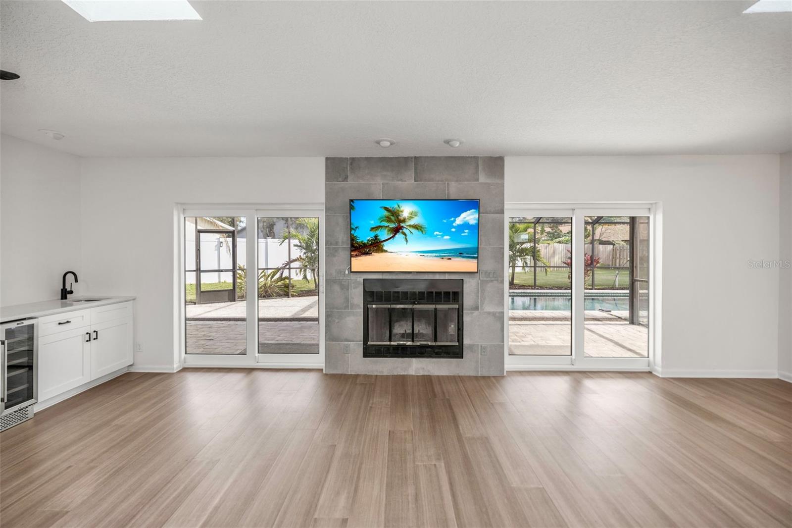 BRAEMOOR GROVE - Residential