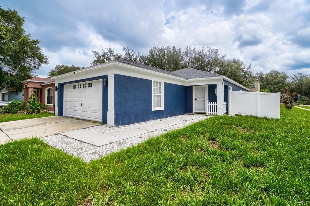 Photo of 701 Periwinkle Pointe Place, Seffner, FL 33584 (MLS # TB8534875)