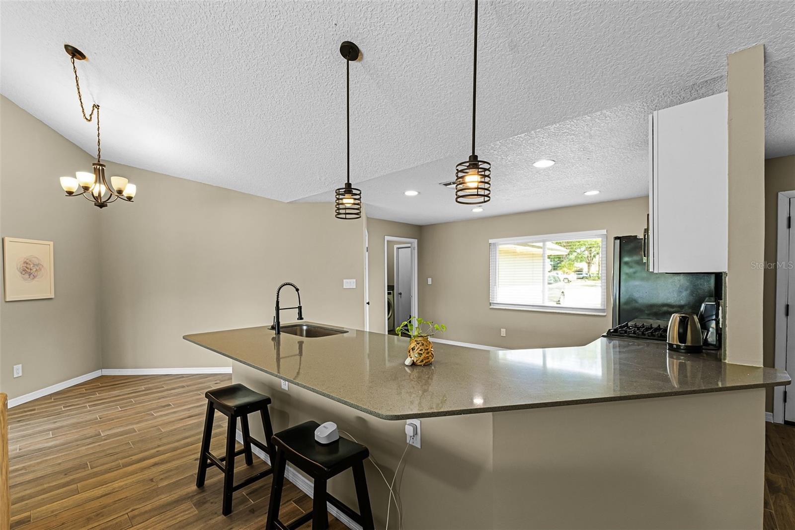 GREENWOOD LAKES UNIT 3 - Residential Lease