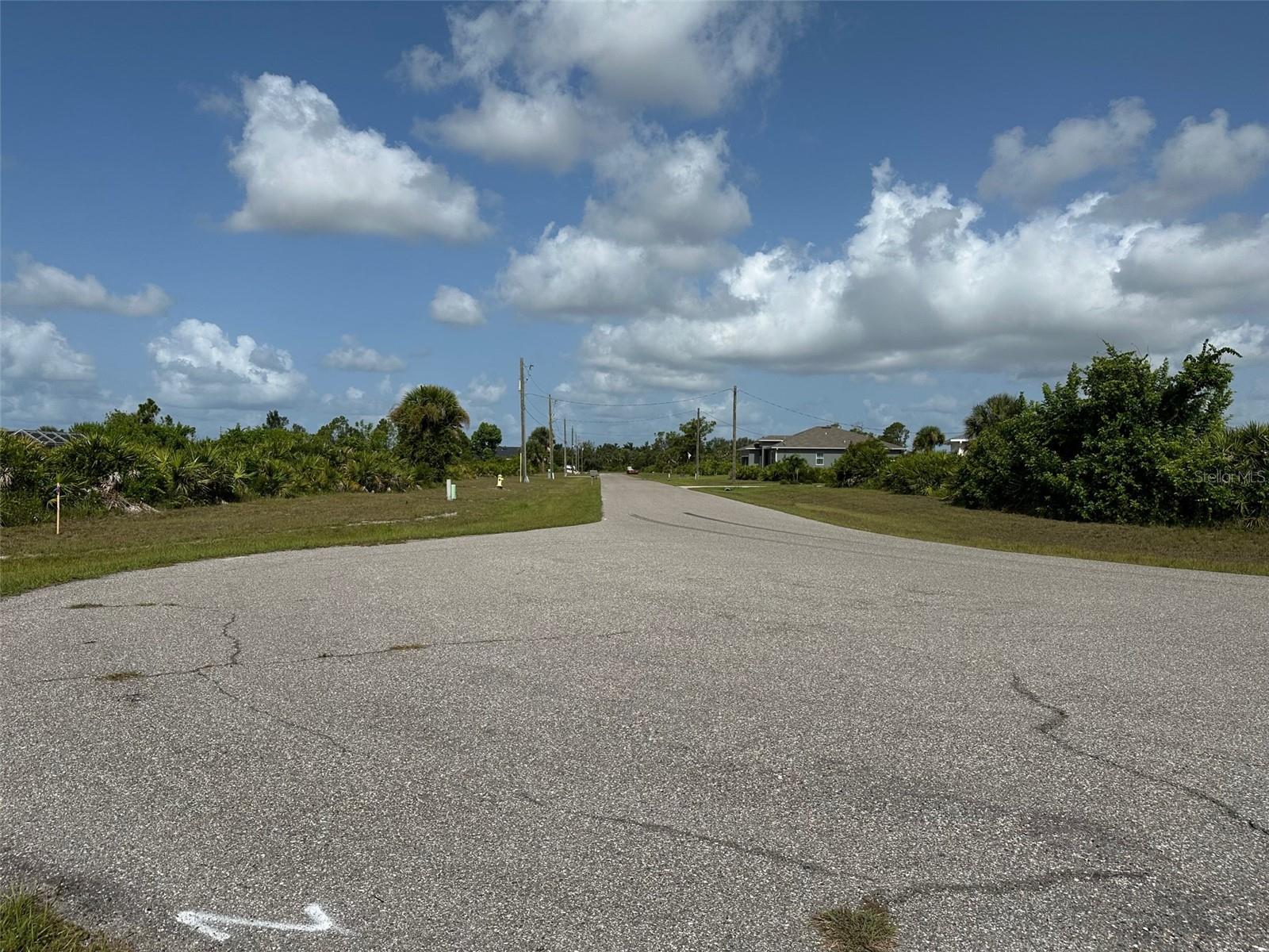 ROTONDA LAKES - Land