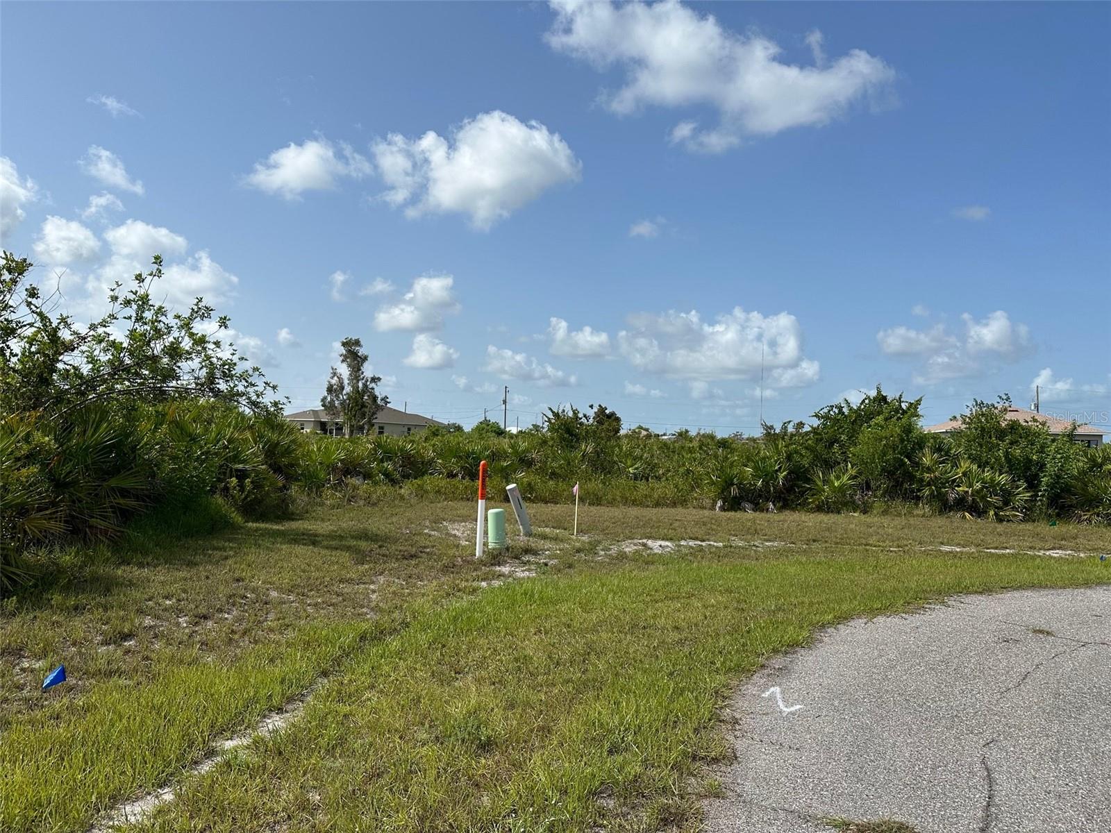 ROTONDA LAKES - Land