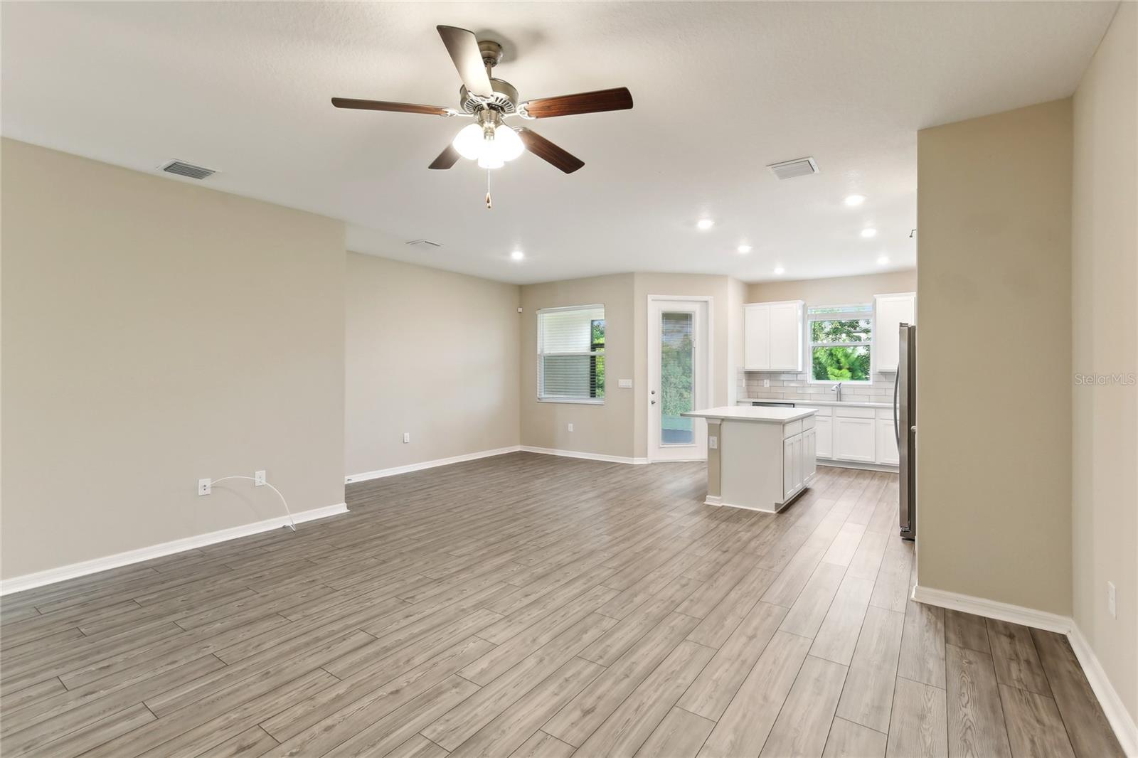 MIRADA PRCL 21-1 - Residential Lease