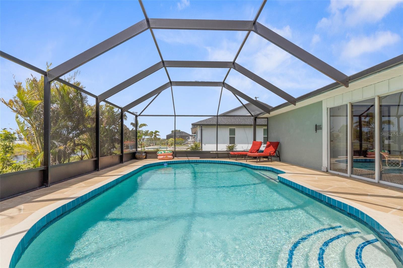 ROTONDA WEST PEBBLE BEACH - Residential