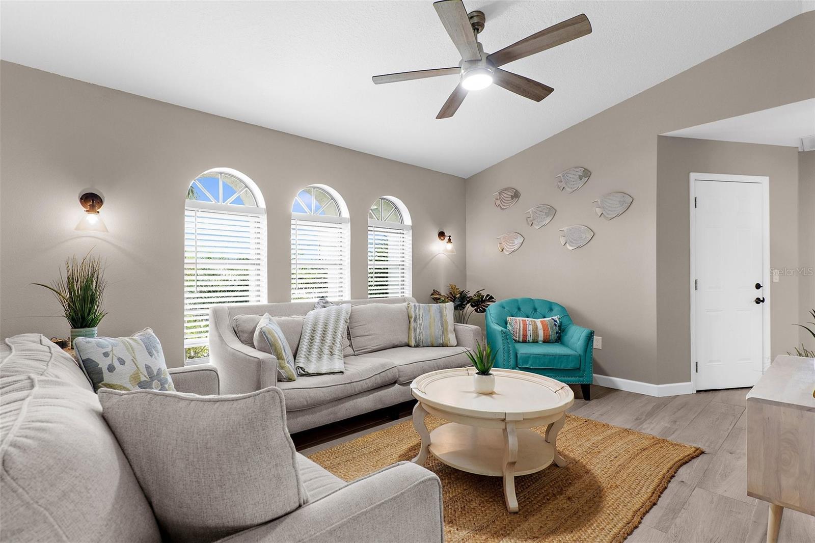 ROTONDA WEST PEBBLE BEACH - Residential