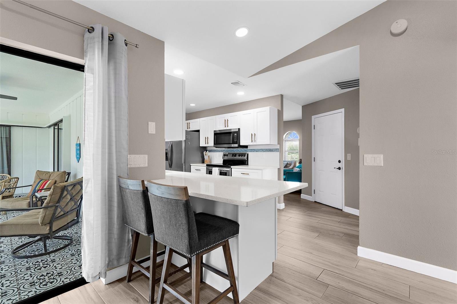 ROTONDA WEST PEBBLE BEACH - Residential