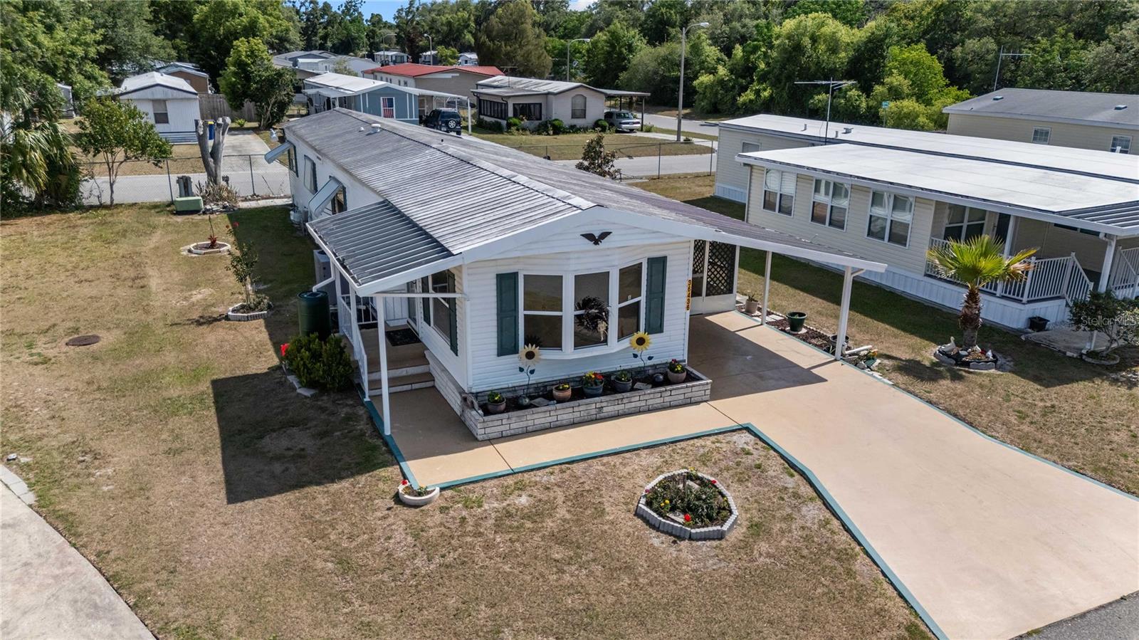 OAKS ROYAL MOBILE HOME SUB - Residential