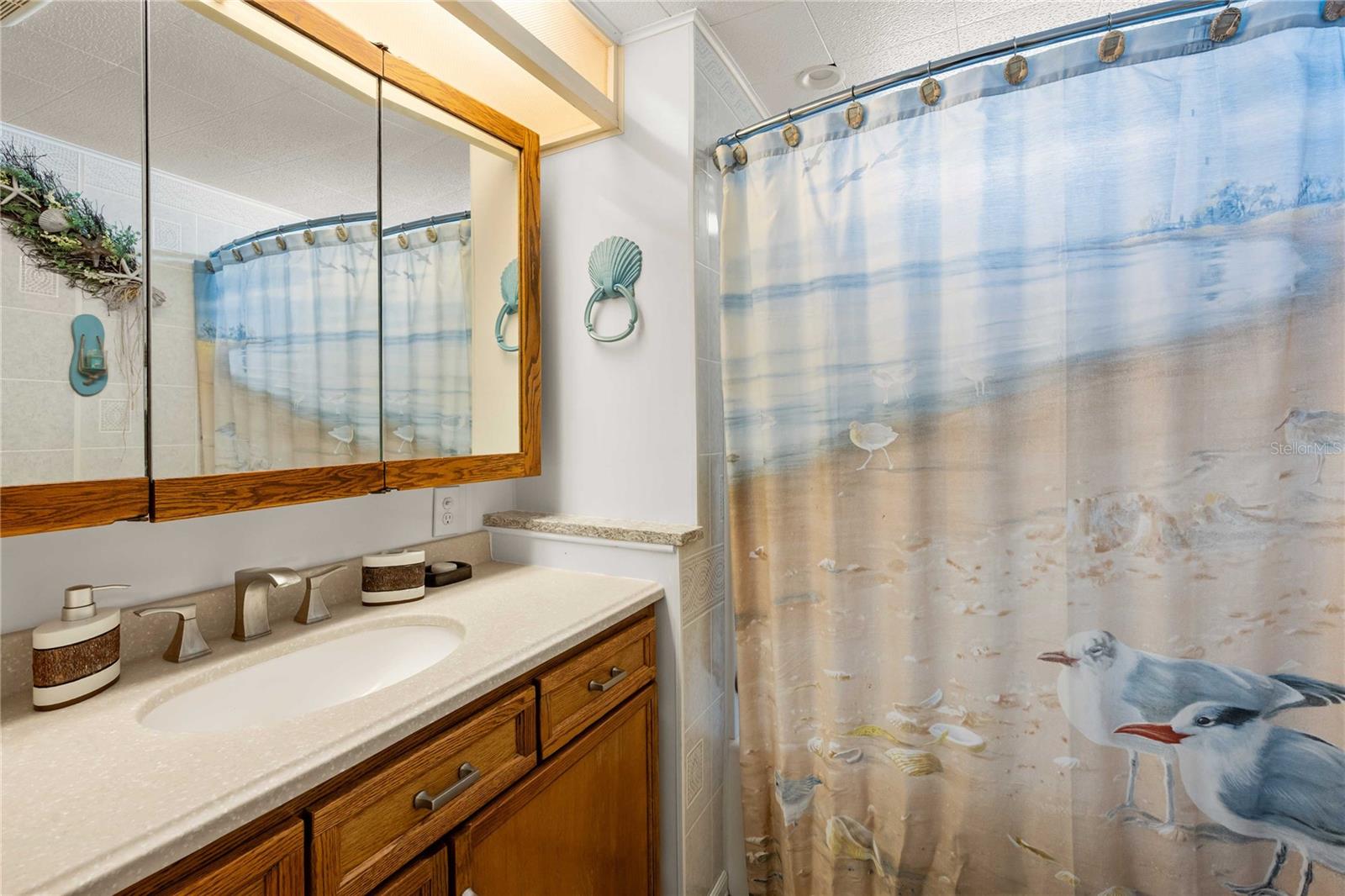 OAKS ROYAL MOBILE HOME SUB - Residential