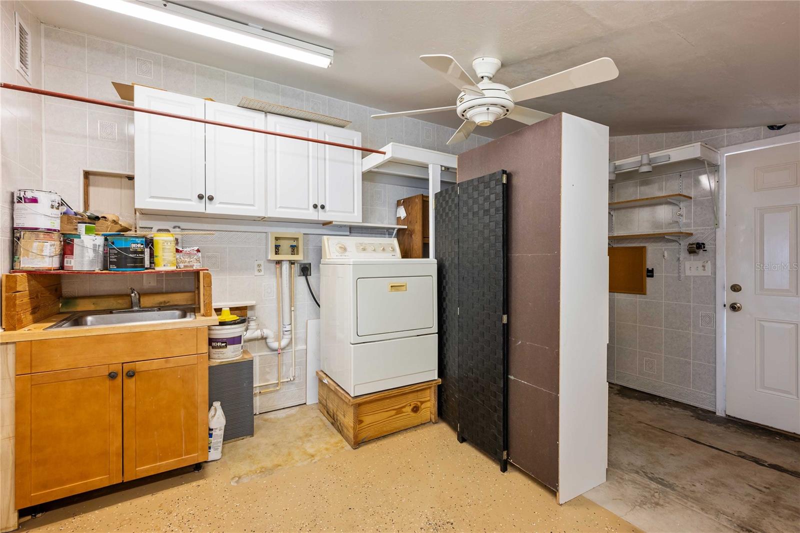 OAKS ROYAL MOBILE HOME SUB - Residential