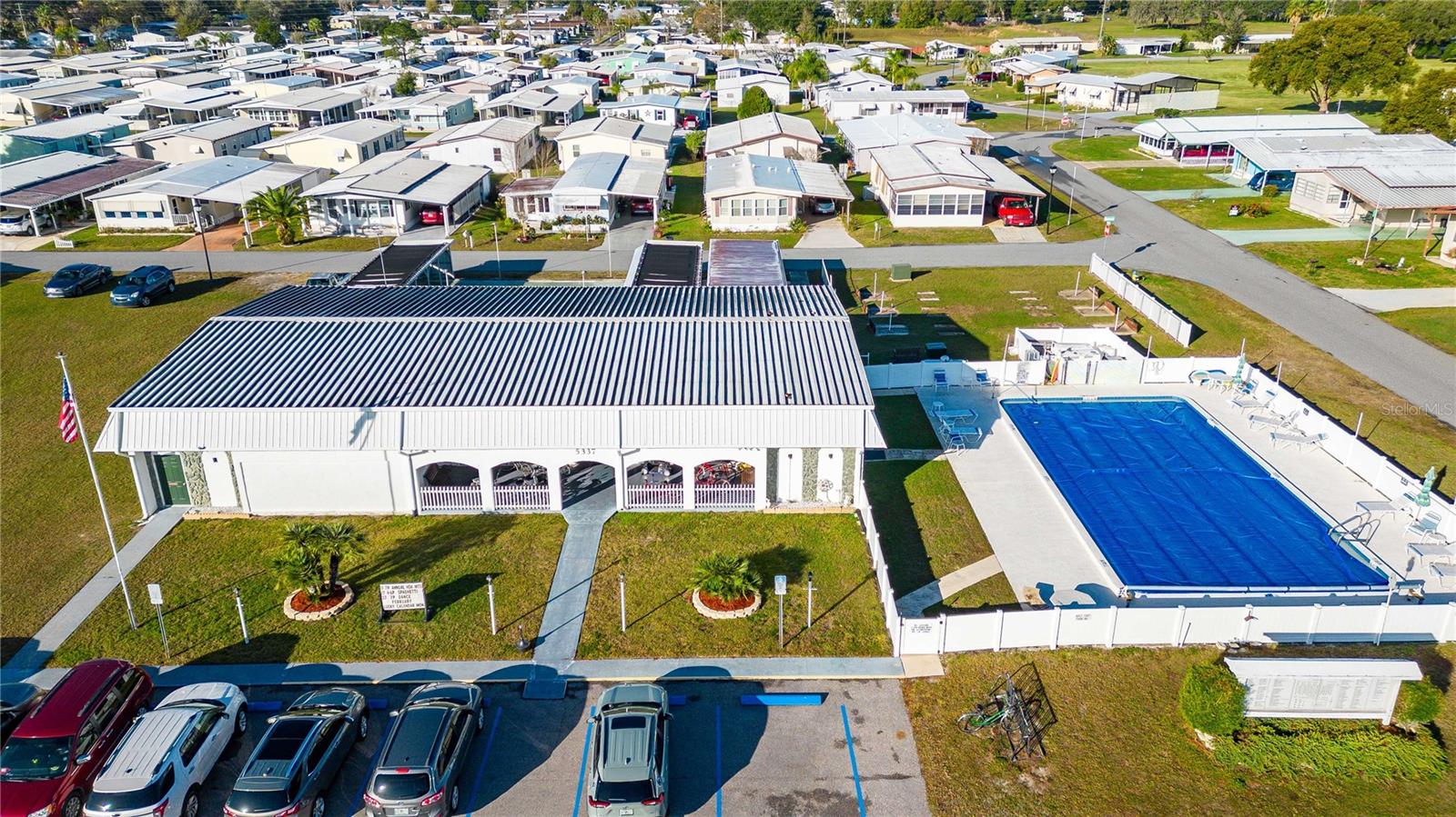 OAKS ROYAL MOBILE HOME SUB - Residential