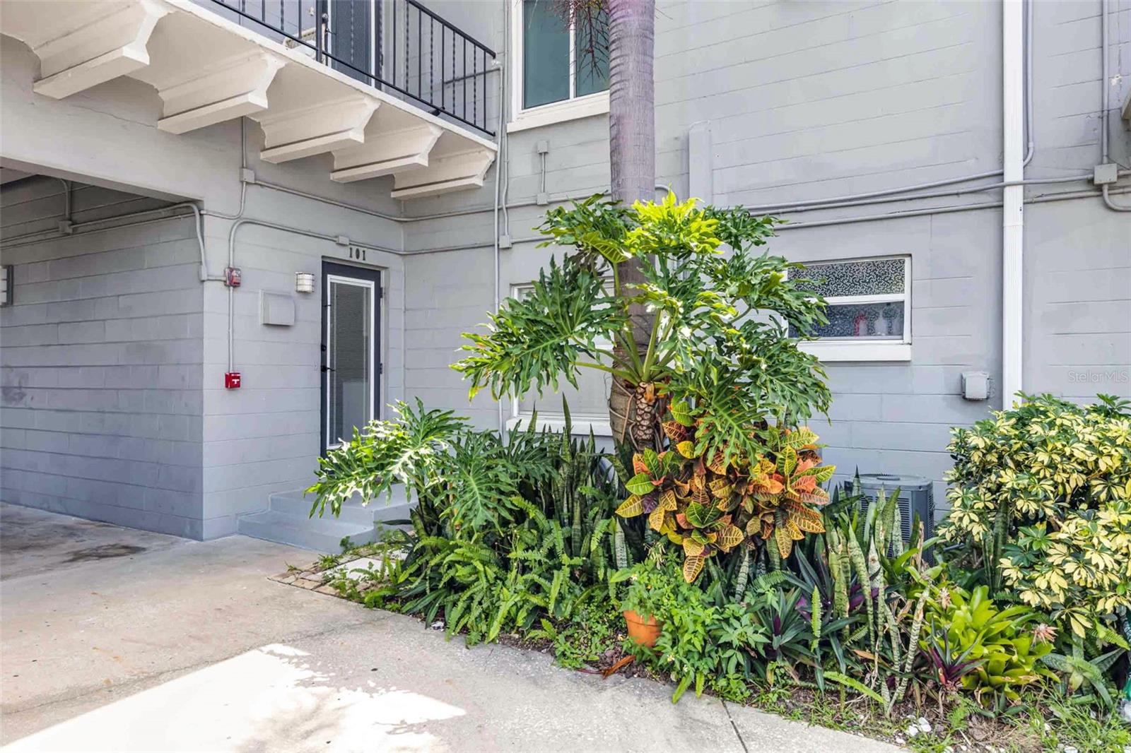 LAKE KILLARNEY CONDO - Residential