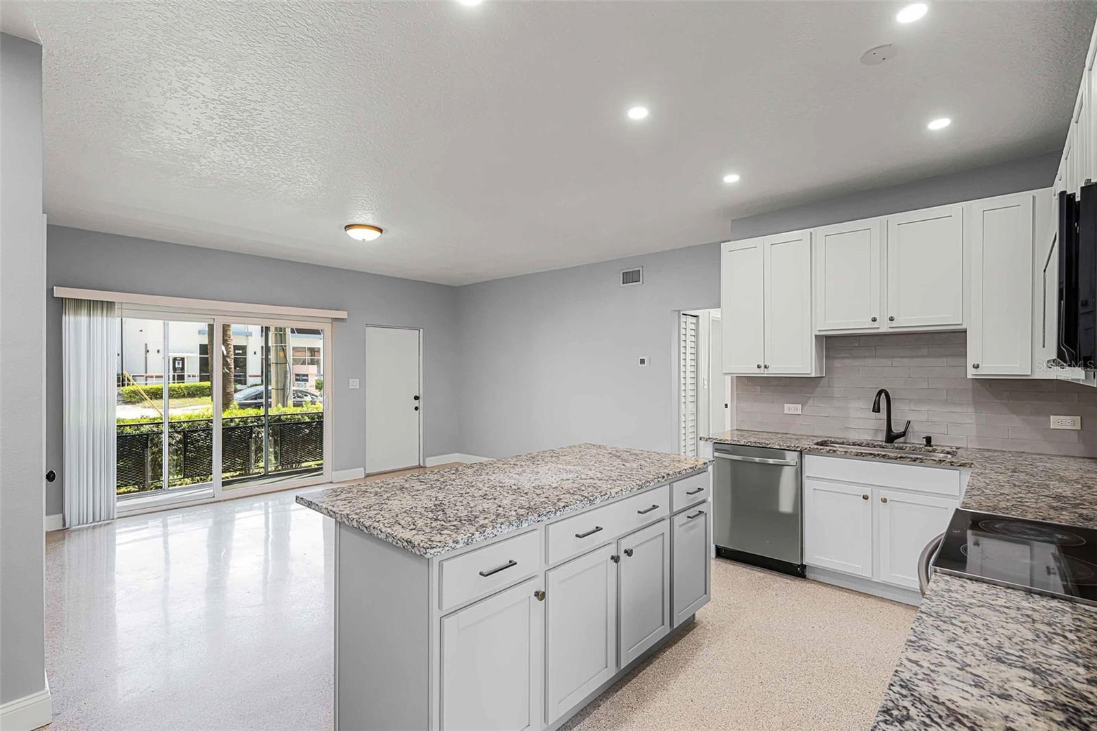 LAKE KILLARNEY CONDO - Residential