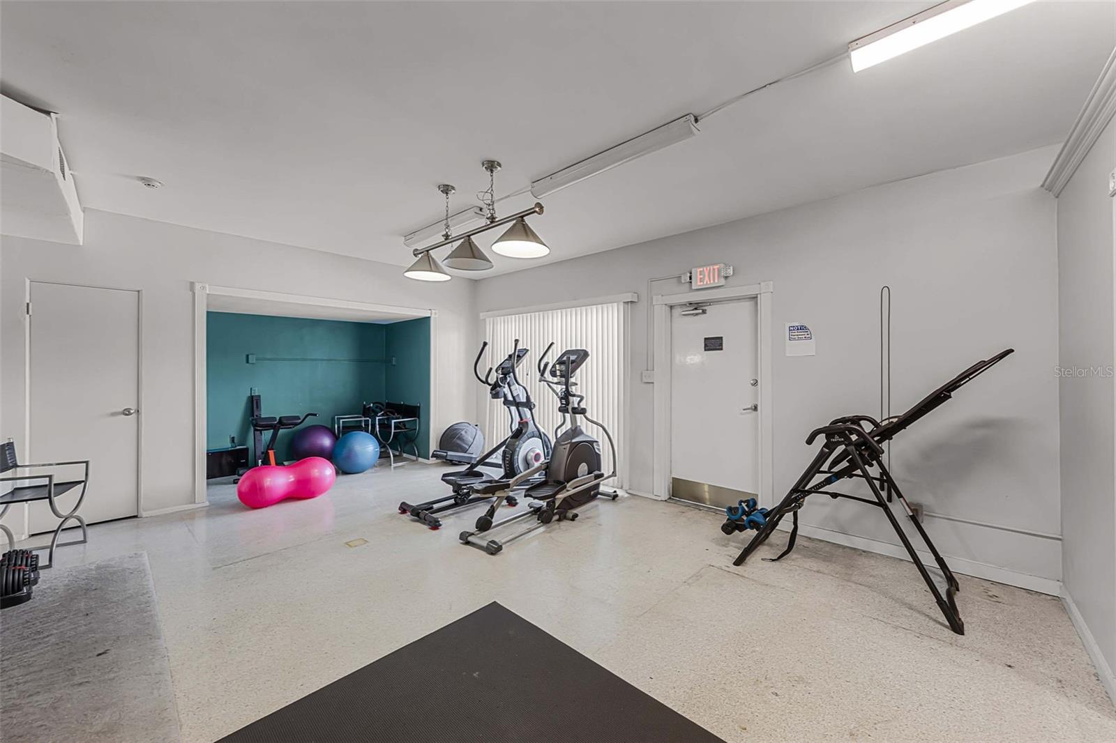 LAKE KILLARNEY CONDO - Residential