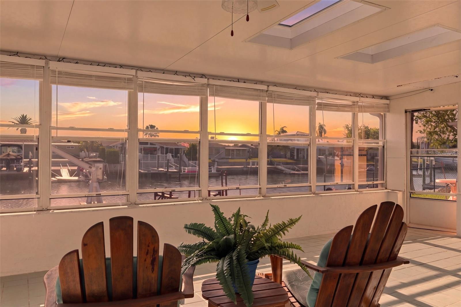 FLOR A MAR - Residential