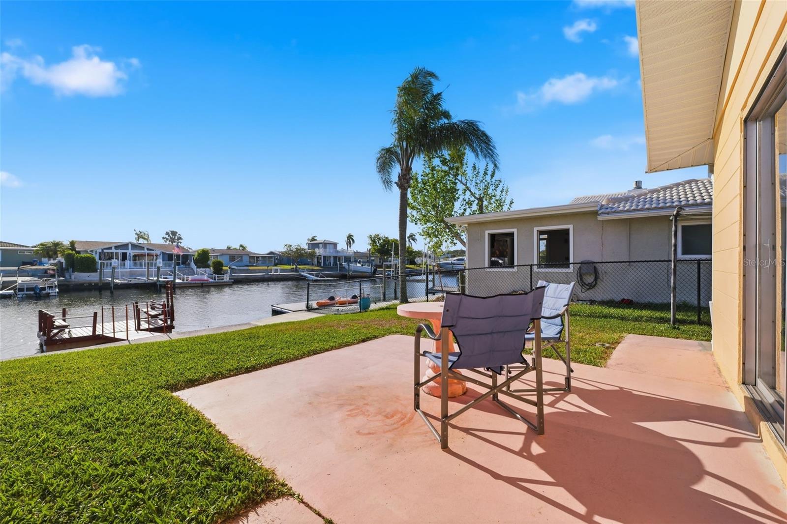 FLOR A MAR - Residential