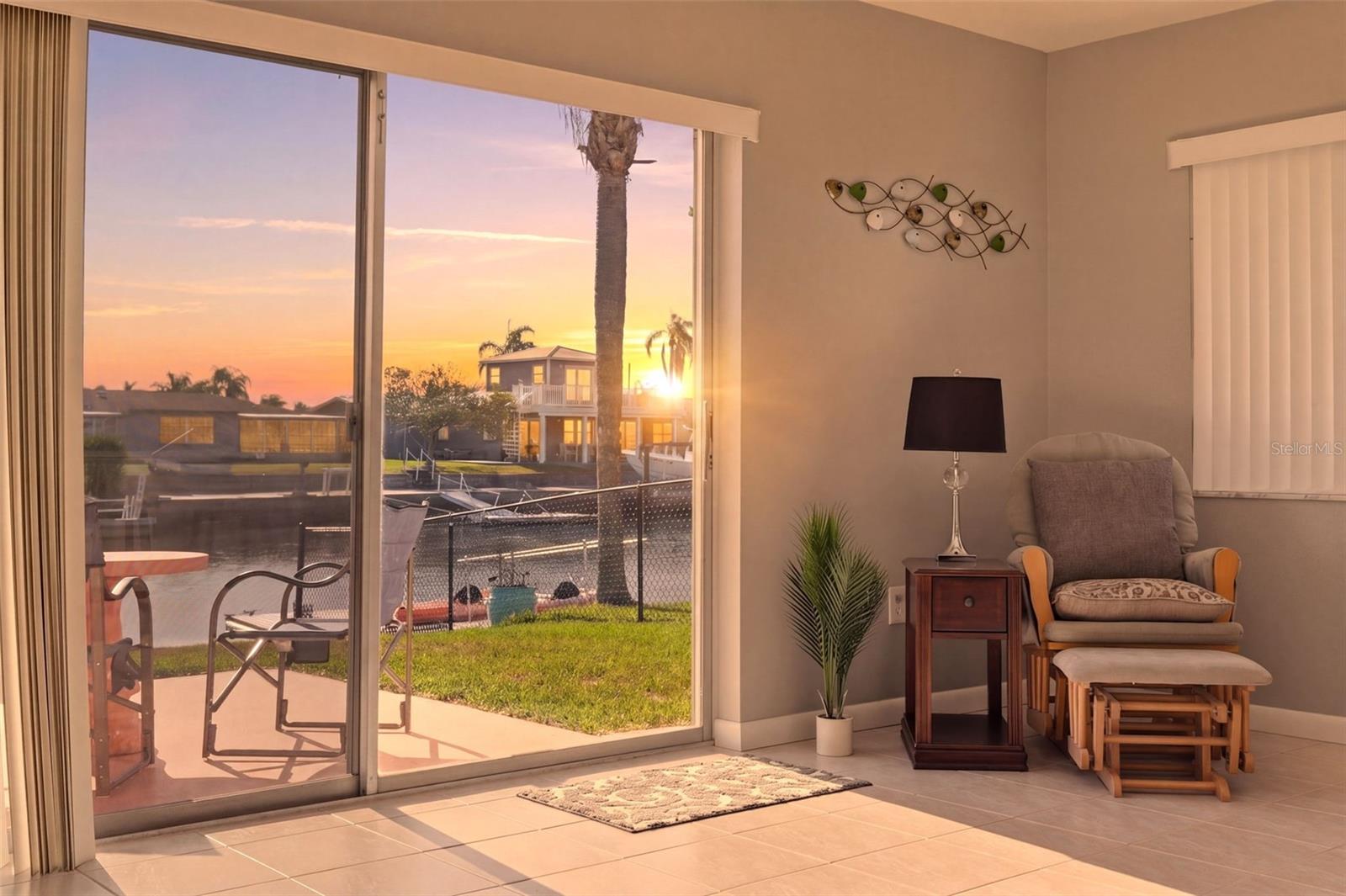 FLOR A MAR - Residential