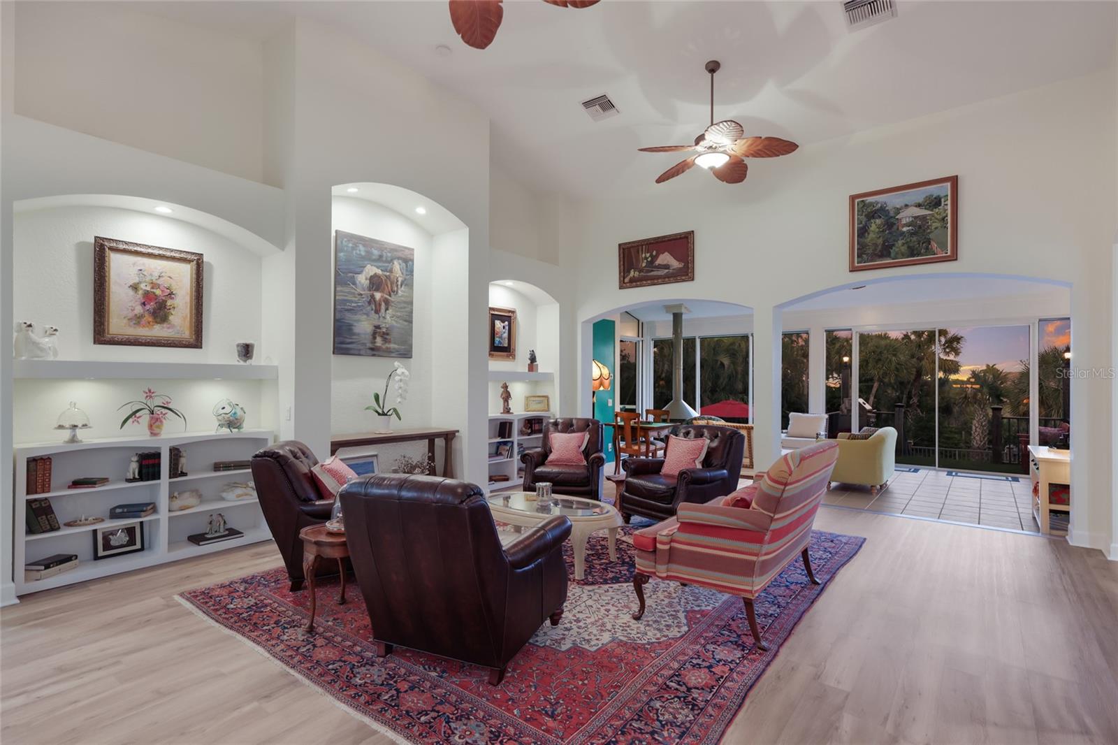 CORAL COVE - Residential