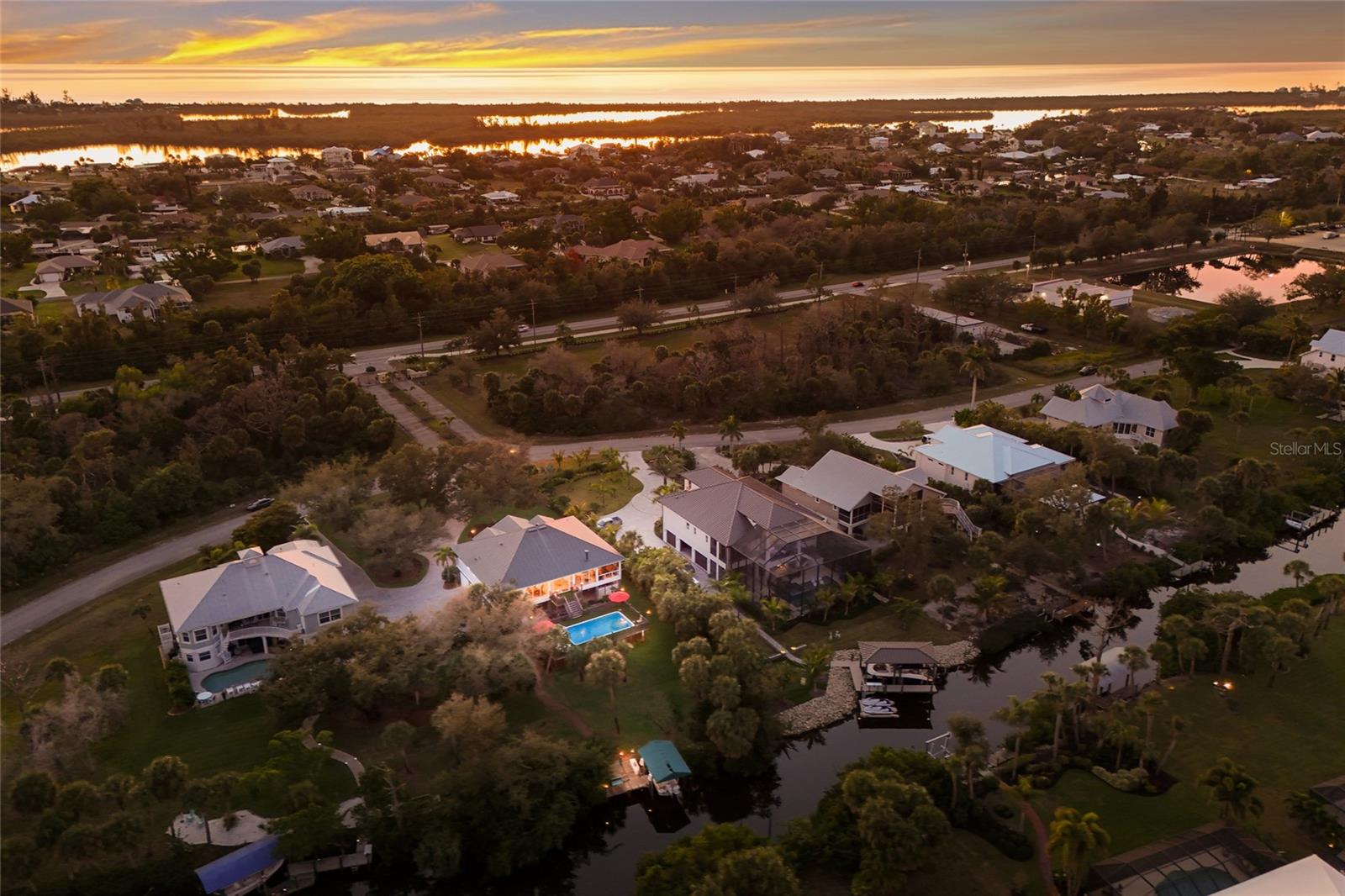 CORAL COVE - Residential