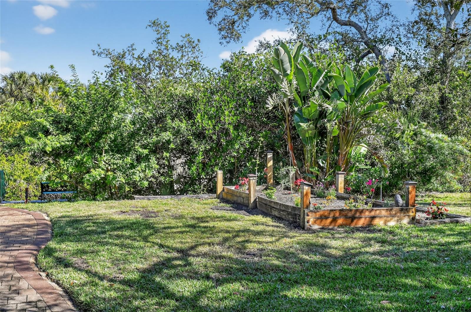 CORAL COVE - Residential