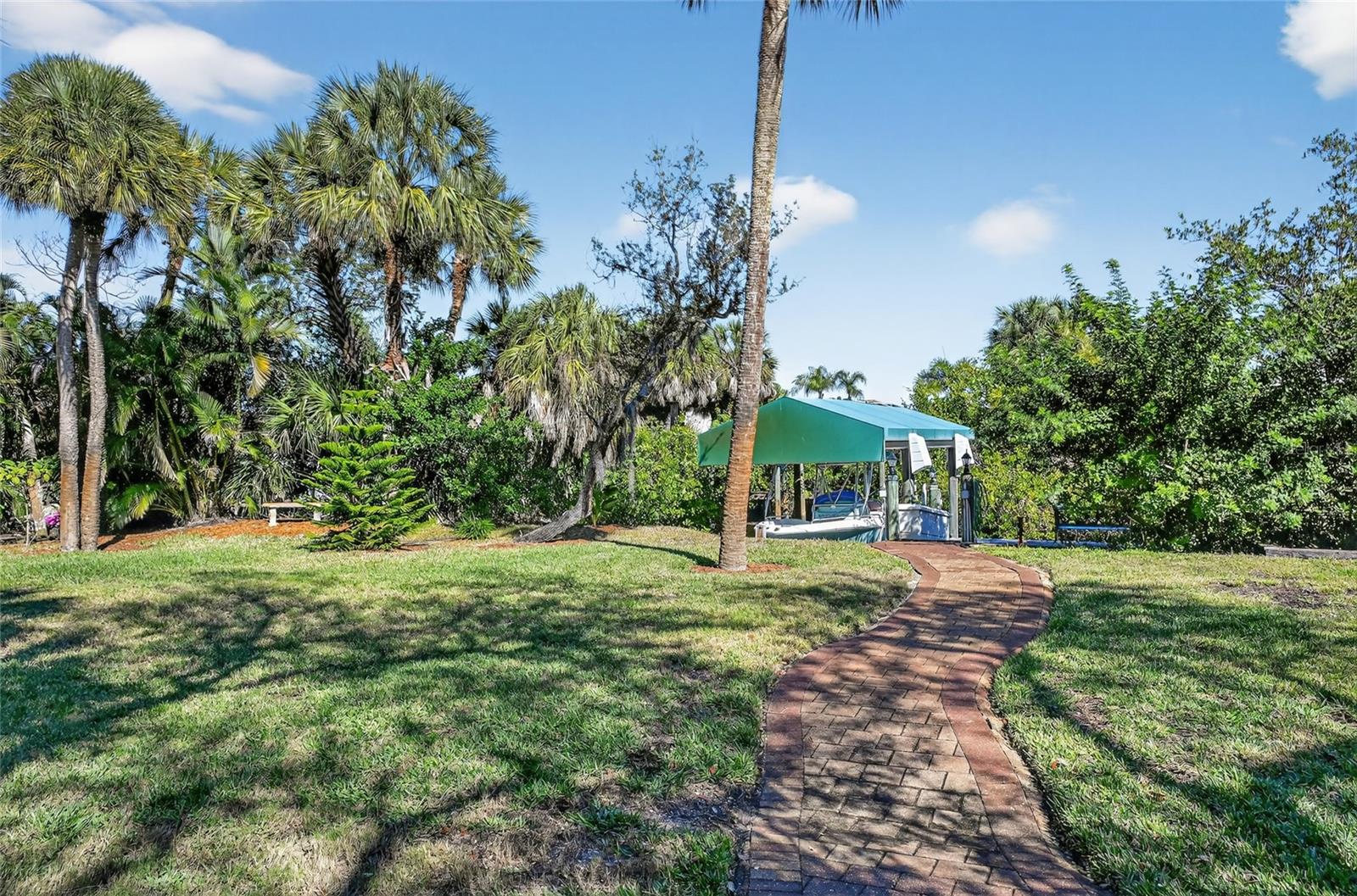 CORAL COVE - Residential