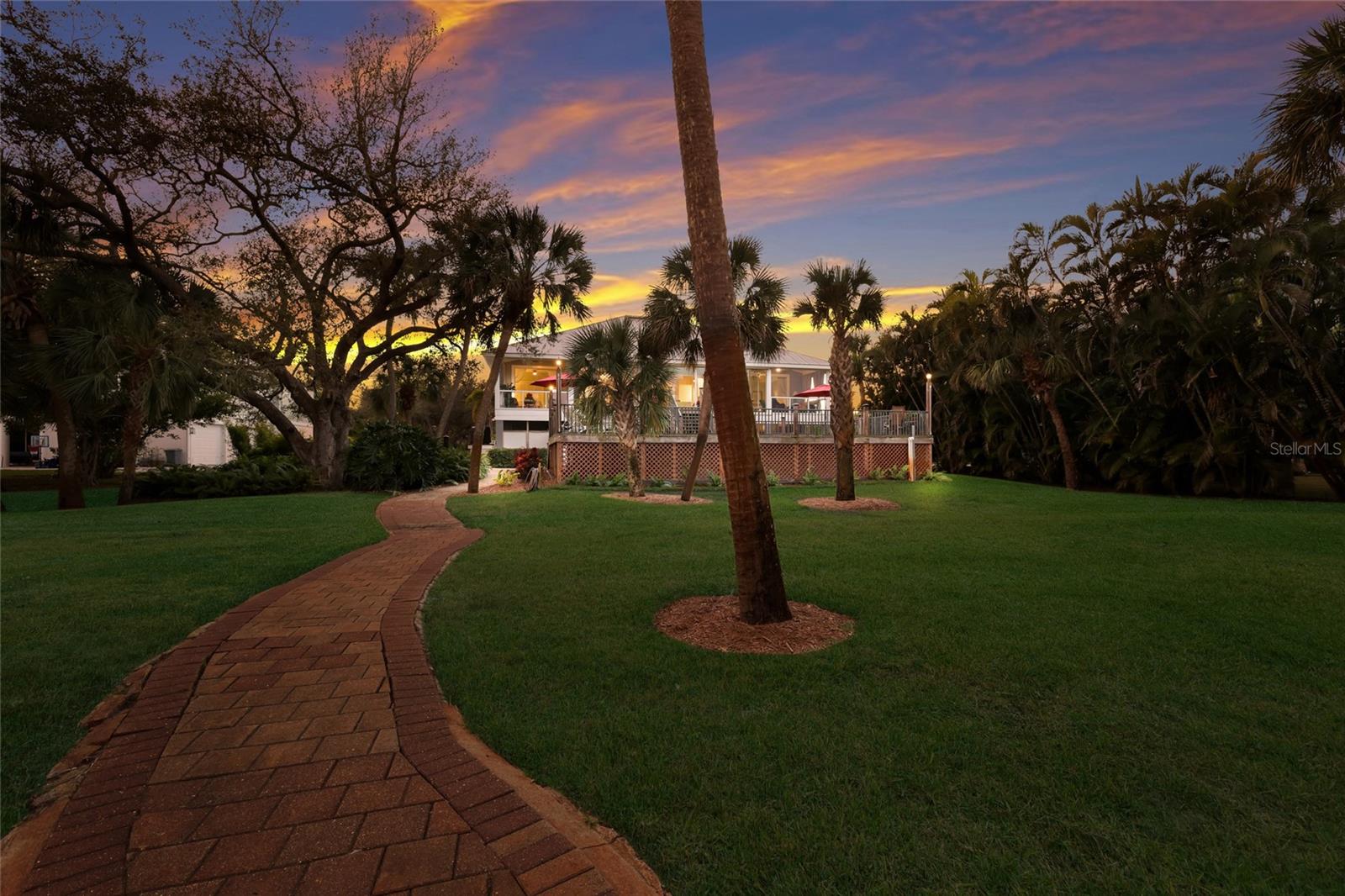 CORAL COVE - Residential