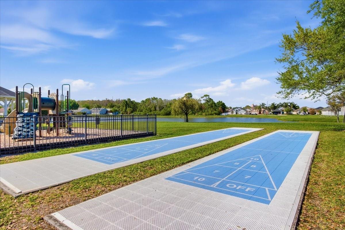 VILLAS AT HERITAGE PLACE 50 27 - Residential