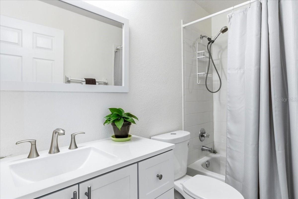 VILLAS AT HERITAGE PLACE 50 27 - Residential