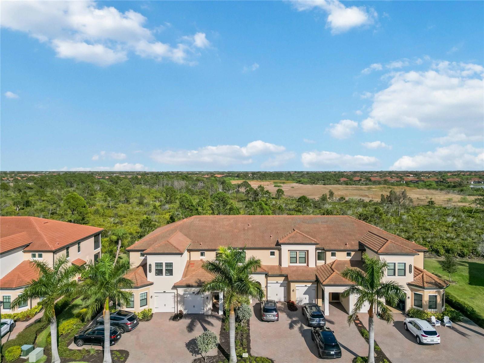 SARASOTA NATIONAL - Residential