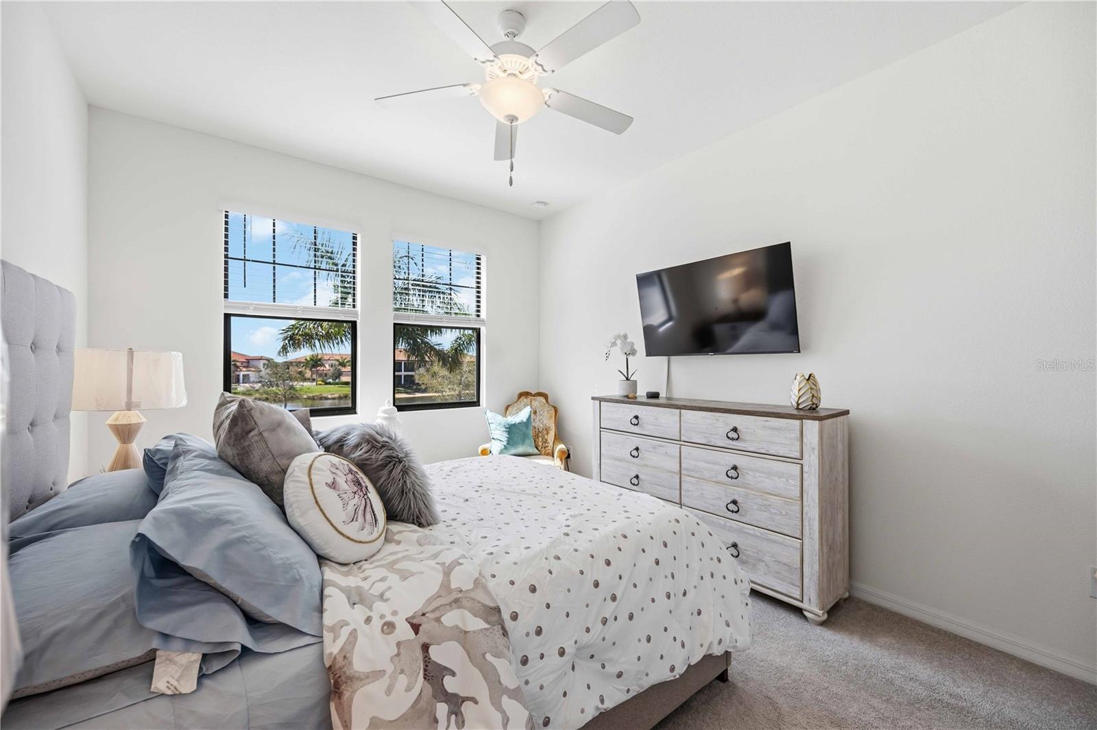 SARASOTA NATIONAL - Residential