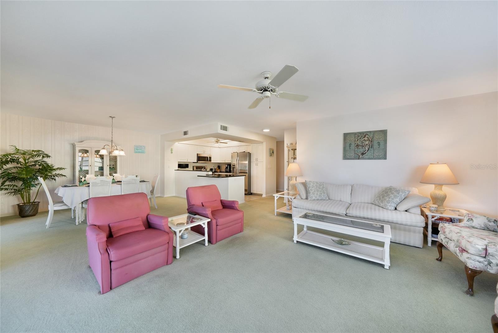 SPINNAKER POINT - Residential