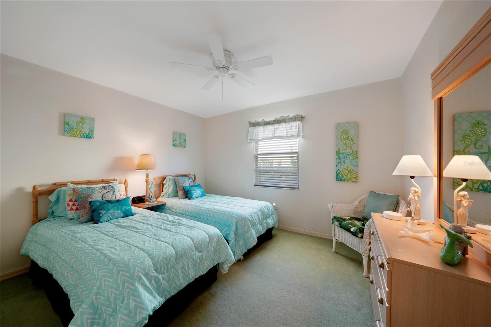 SPINNAKER POINT - Residential