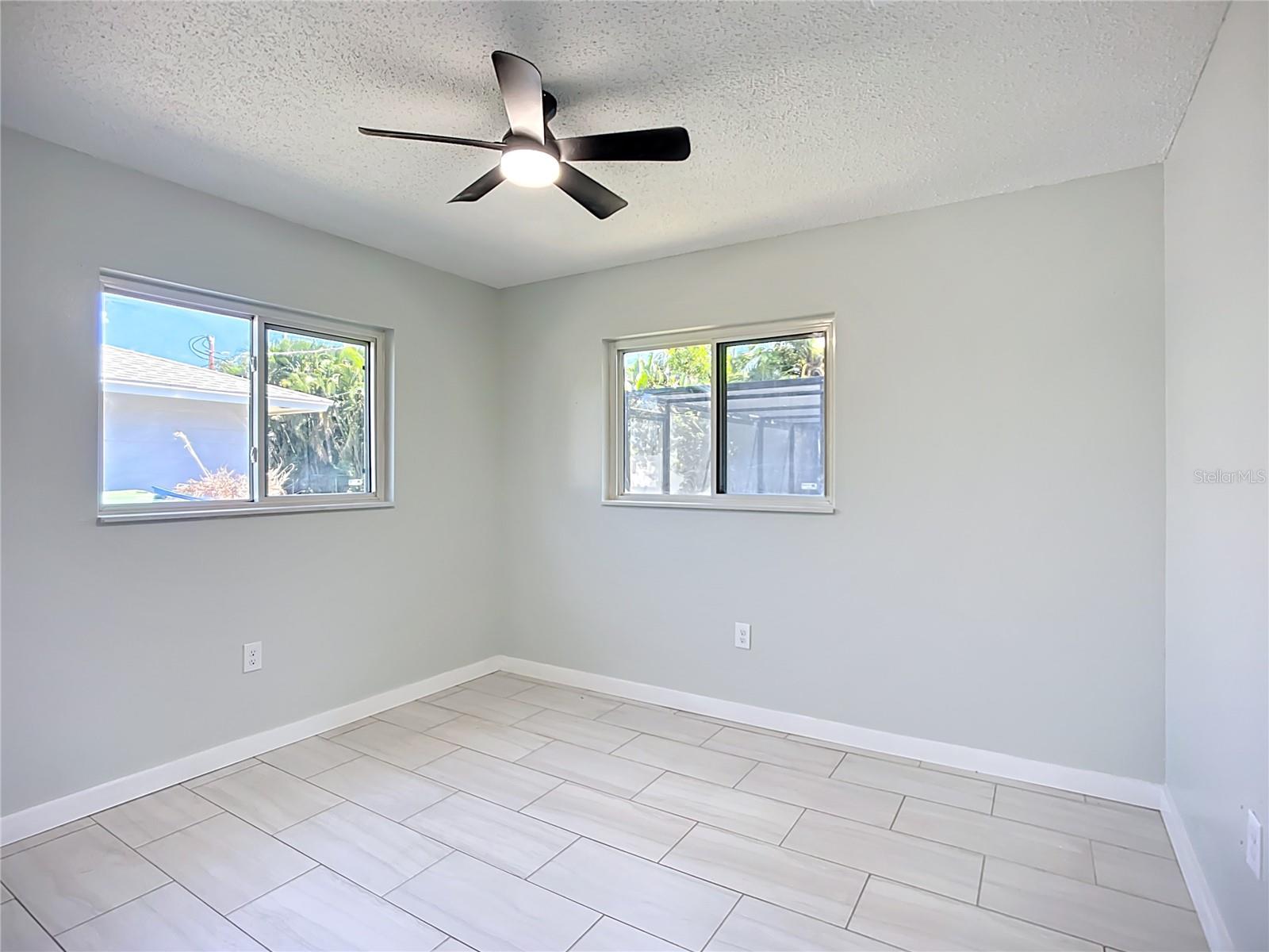 CASA DEL SOL FIFTH UNIT - Residential