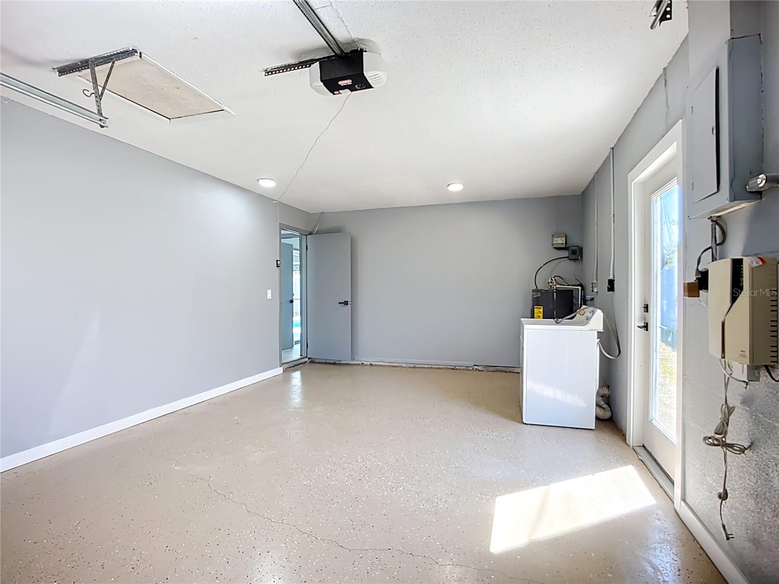 CASA DEL SOL FIFTH UNIT - Residential