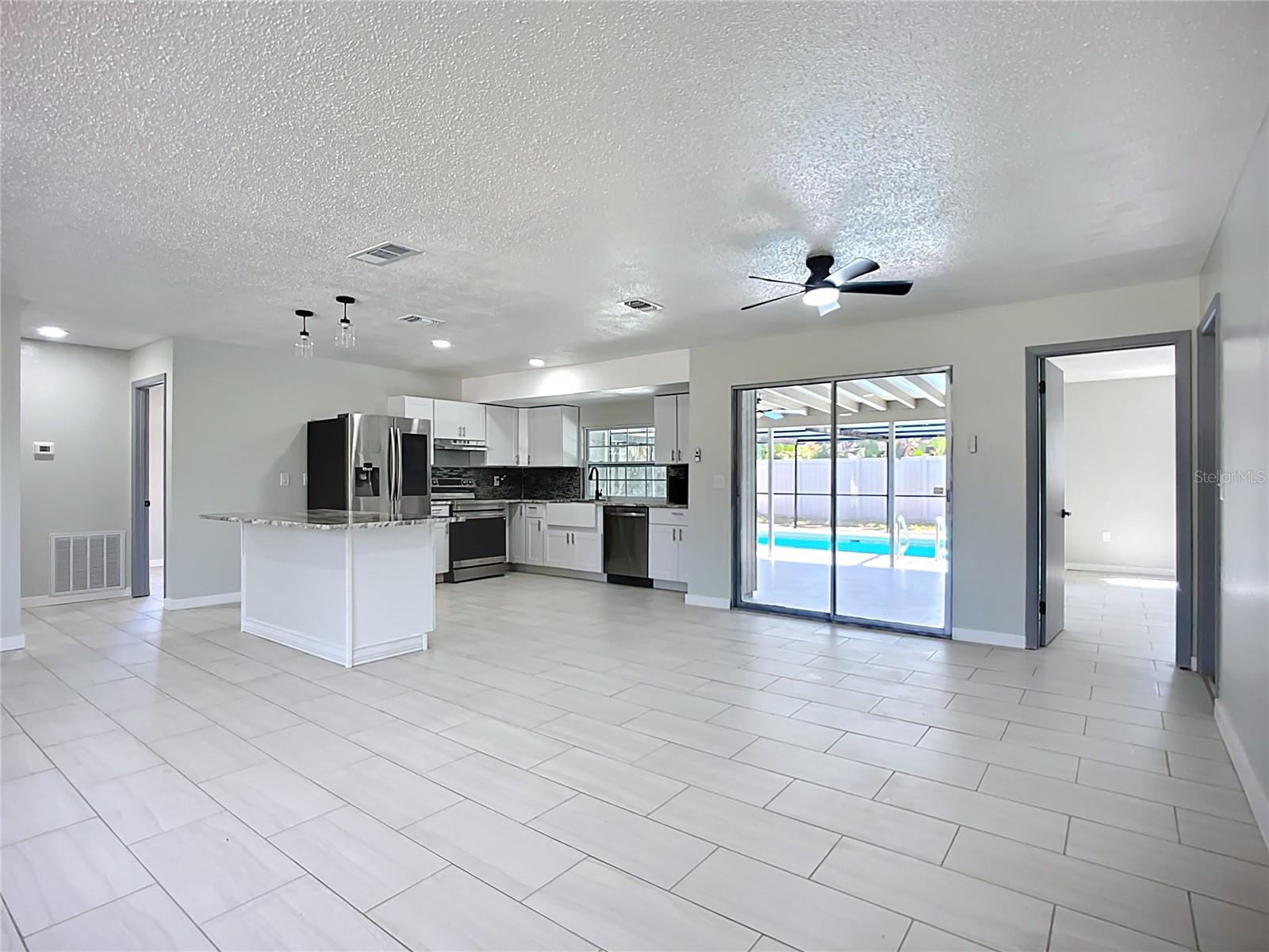 CASA DEL SOL FIFTH UNIT - Residential