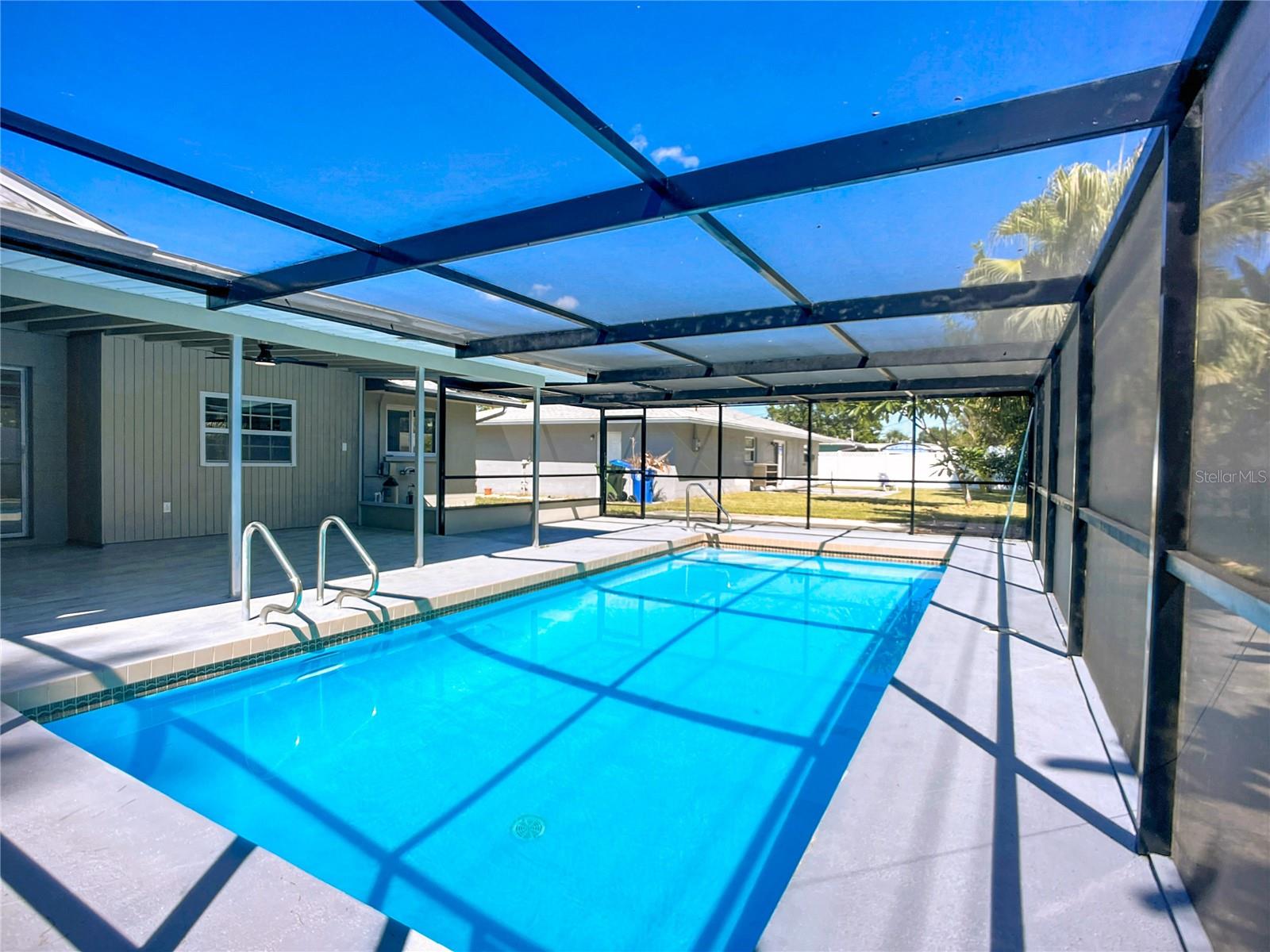 CASA DEL SOL FIFTH UNIT - Residential