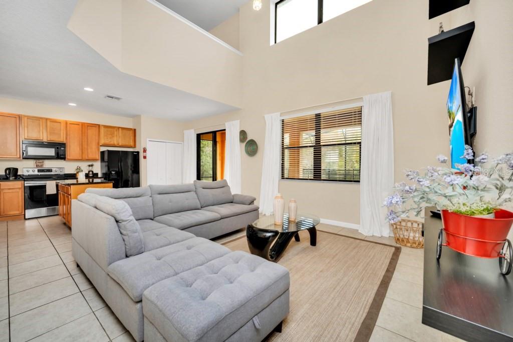 VERANDA PALMS PH 2A - Residential Lease