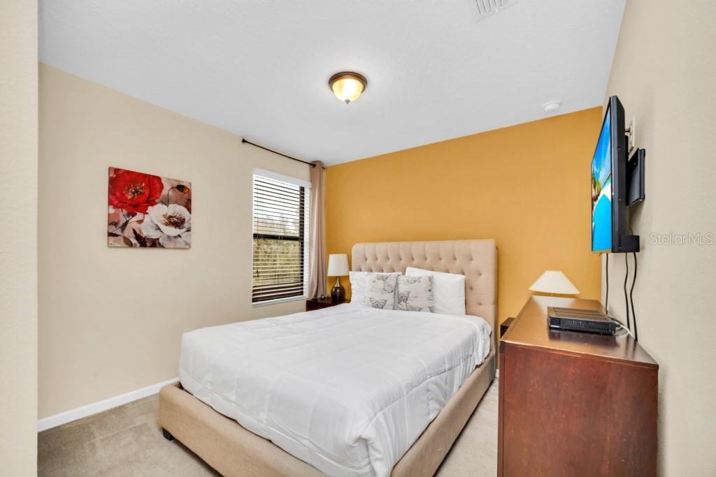 VERANDA PALMS PH 2A - Residential Lease